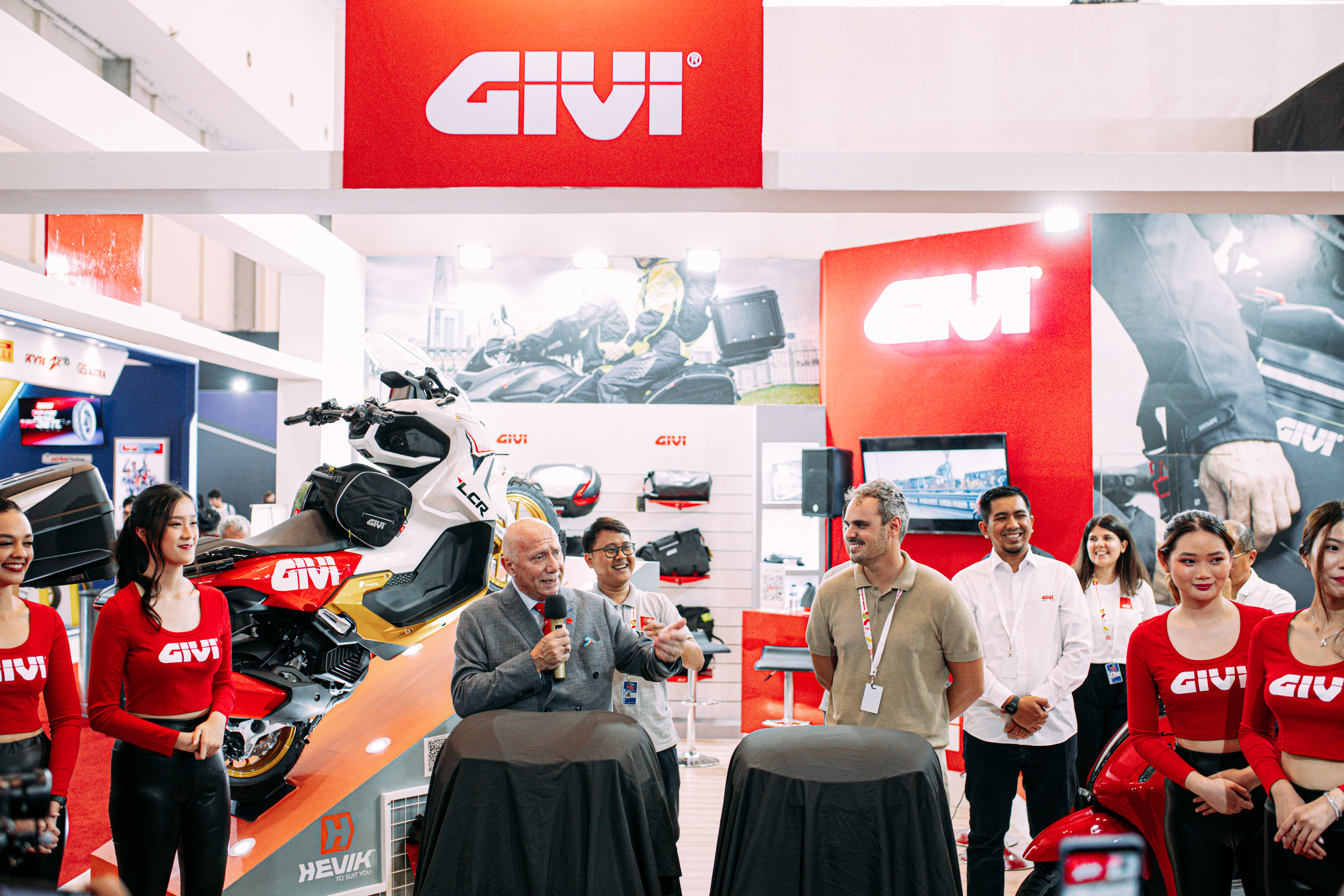 GIVI-0512.jpg